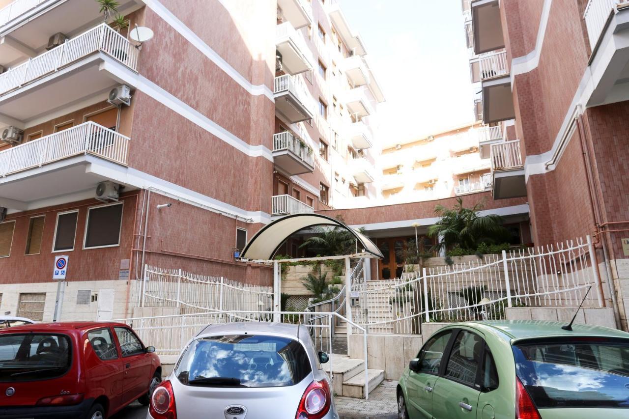 Le Stanze Di Mami Salerno Exterior foto